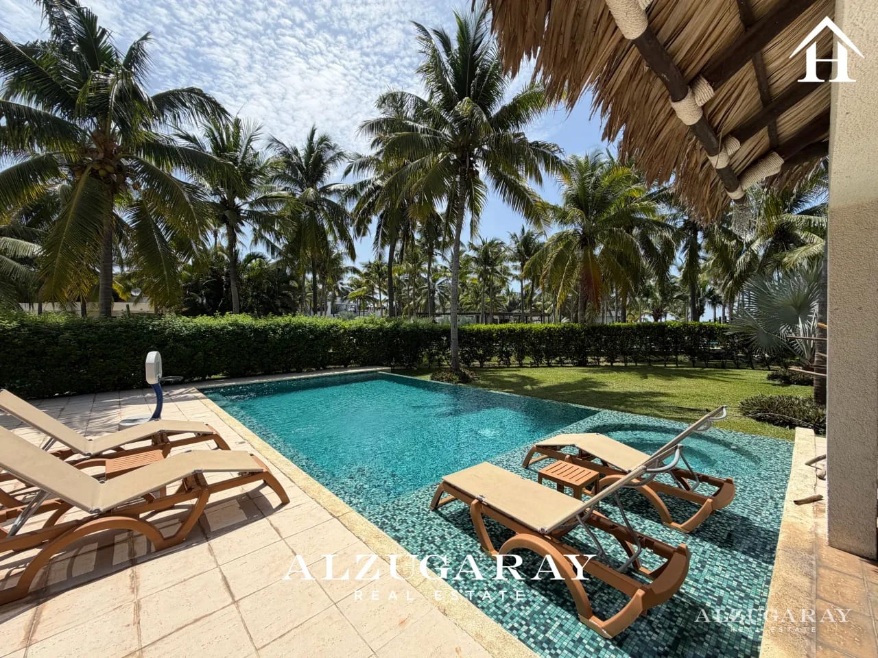 Villa Amueblada con Piscina | 4 Hab | Blanc Monterrico — Casa vacacional en Venta en Blanc, Monterrico, Santa Rosa — foto 4 de 16