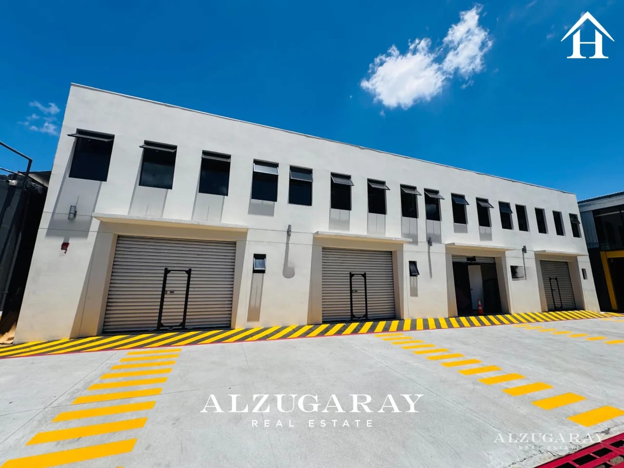 Bodega con Mezzanine en Renta |135 MT2 | Ciudad San Cristobal — Bodega / Ofibodega en Alquiler en Zona 8 Mixco, Guatemala, Ciudad — foto 1 de 7