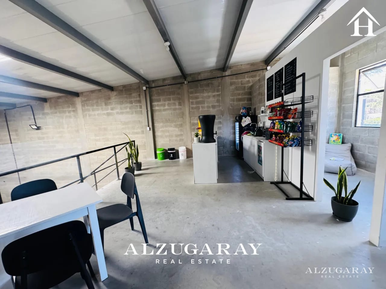 Bodega con Mezzanine en Renta |135 MT2 | Ciudad San Cristobal — Bodega / Ofibodega en Alquiler en Zona 8 Mixco, Guatemala, Ciudad — foto 5 de 7