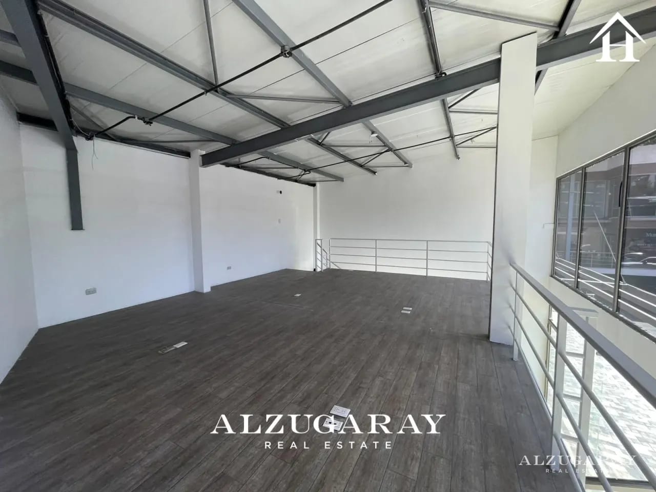 Local Comercial en Renta | 80 MT2 | Plaza Comercial Z.14 — Local en Alquiler en Zona 14, Guatemala, Ciudad — foto 3 de 7