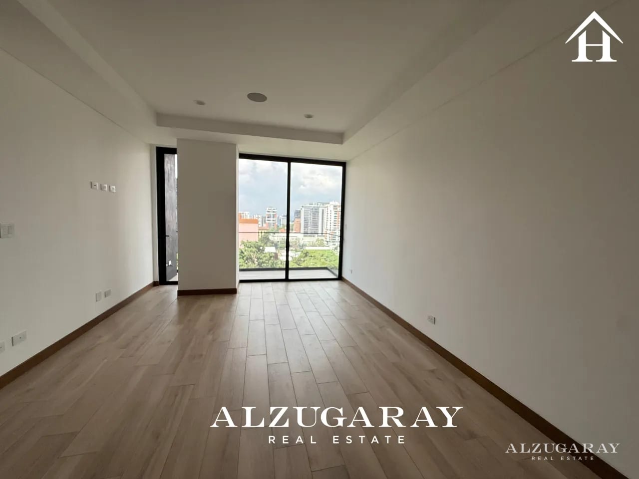 Apartamento en Renta | 3 Hab. | Ferre Diez Z.10 — Apartamento en Alquiler en Ferré Diez, Zona 10, Guatemala, Ciudad — foto 7 de 11