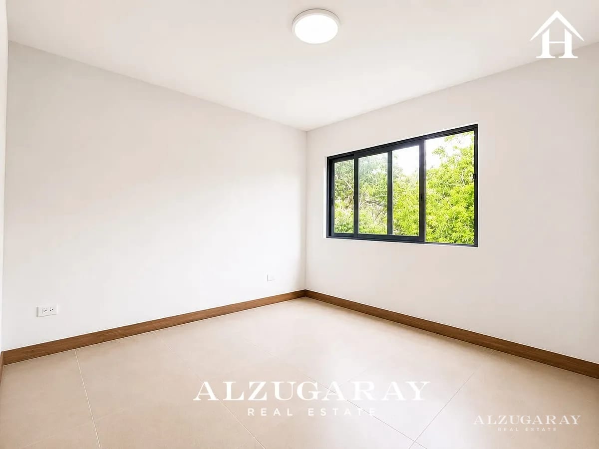 Casa Moderna en Venta | 4 Hab. | Condomino KM. 19 CAES — Casa en Venta en Carretera a El Salvador, Guatemala, Ciudad — foto 7 de 14