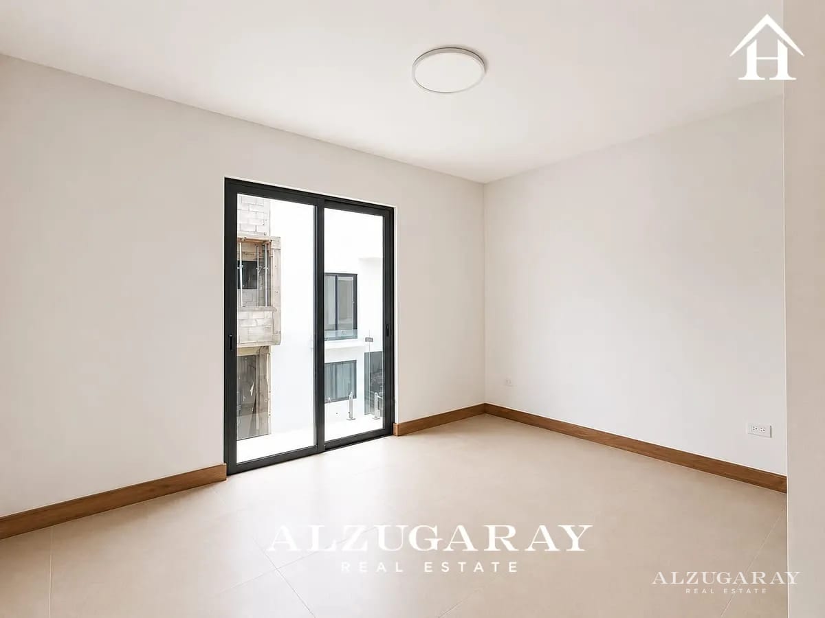 Casa Moderna en Venta |4 Hab. | Condomino KM. 19 CAES — Casa en Venta en Carretera a El Salvador, Guatemala, Ciudad — foto 14 de 14