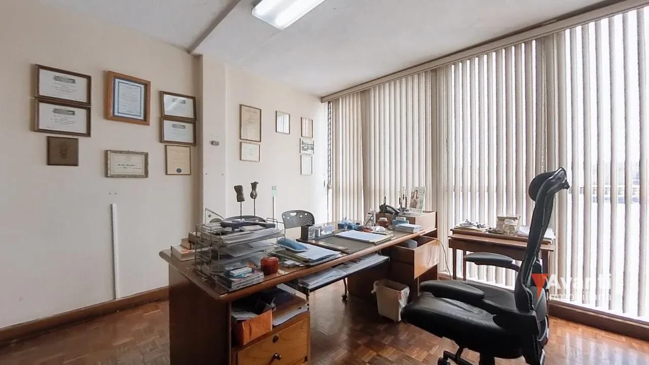 Alquilo clinica médica en zona 10, Centro Médico I — Clínica en Alquiler en Zona 10, Guatemala, Ciudad — foto 3 de 6