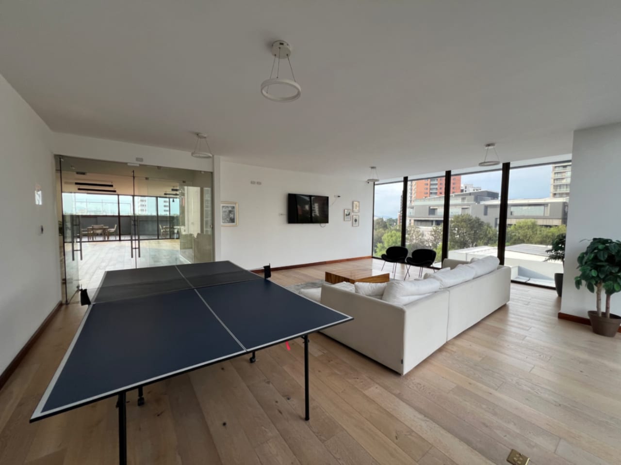 APARTAMENTO RENTA ZONA 15 VH 2, ESIFICIO VHISTA, 2 DORMITORIOS CADA UNO CON BAÑO 131 MTS2 CON VISTS ESPECTACULAR $1,700 — Apartamento en Alquiler en Vista Hermosa II, Zona 15, Guatemala, Ciudad — foto 7 de 10