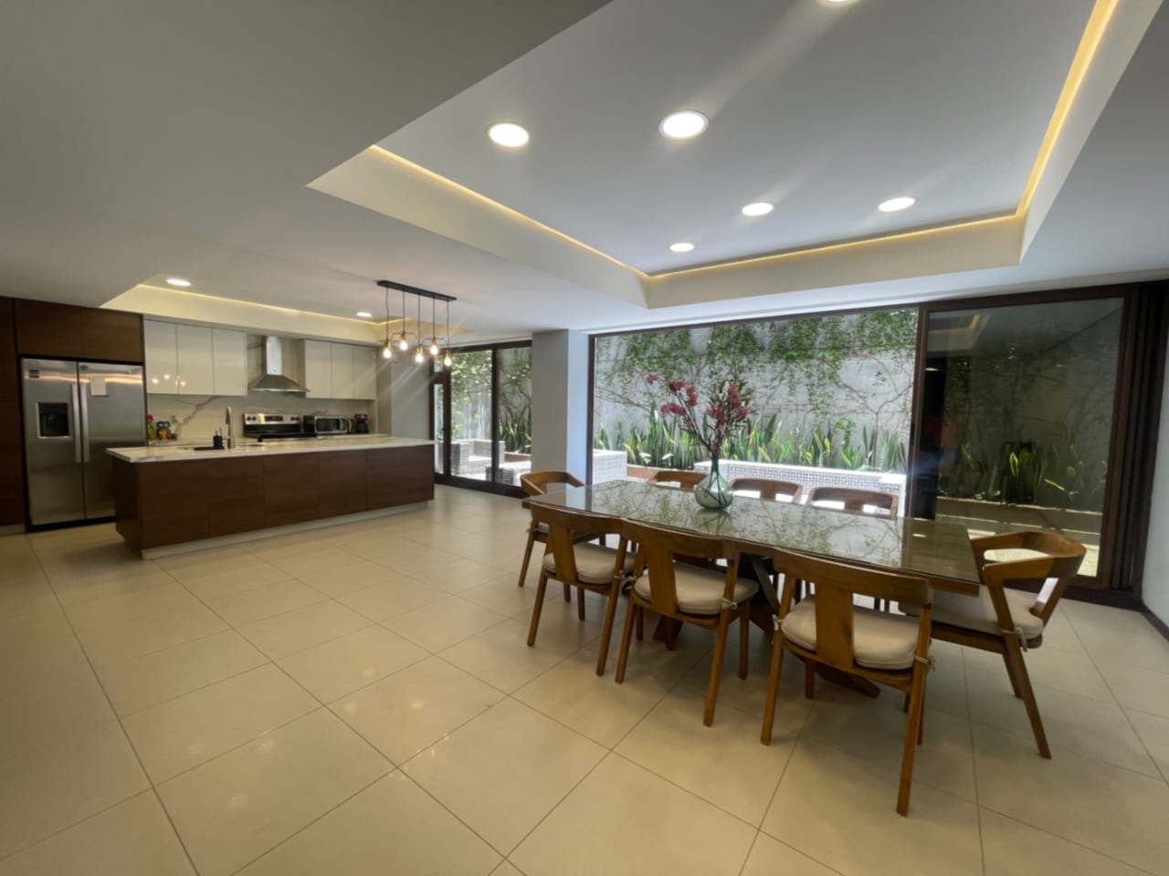 ZONA 14, APARTAMENTO VENTA 240 MTS2, 2 DORMITORIOS, 2 PARQUEOS $520,000 — Apartamento en Venta en Zona 14, Guatemala, Ciudad — foto 9 de 12