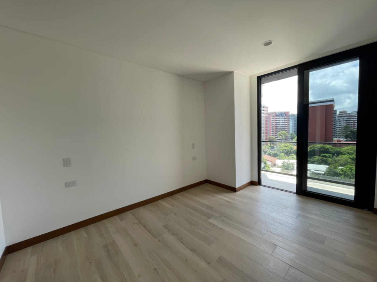 Zona 10, Apartamento Nuevo en Renta Ferré Diez, 95 MTS2, 2 Dormitorios — Apartamento en Alquiler en Ferré Diez, Zona 10, Guatemala, Ciudad — foto 4 de 16