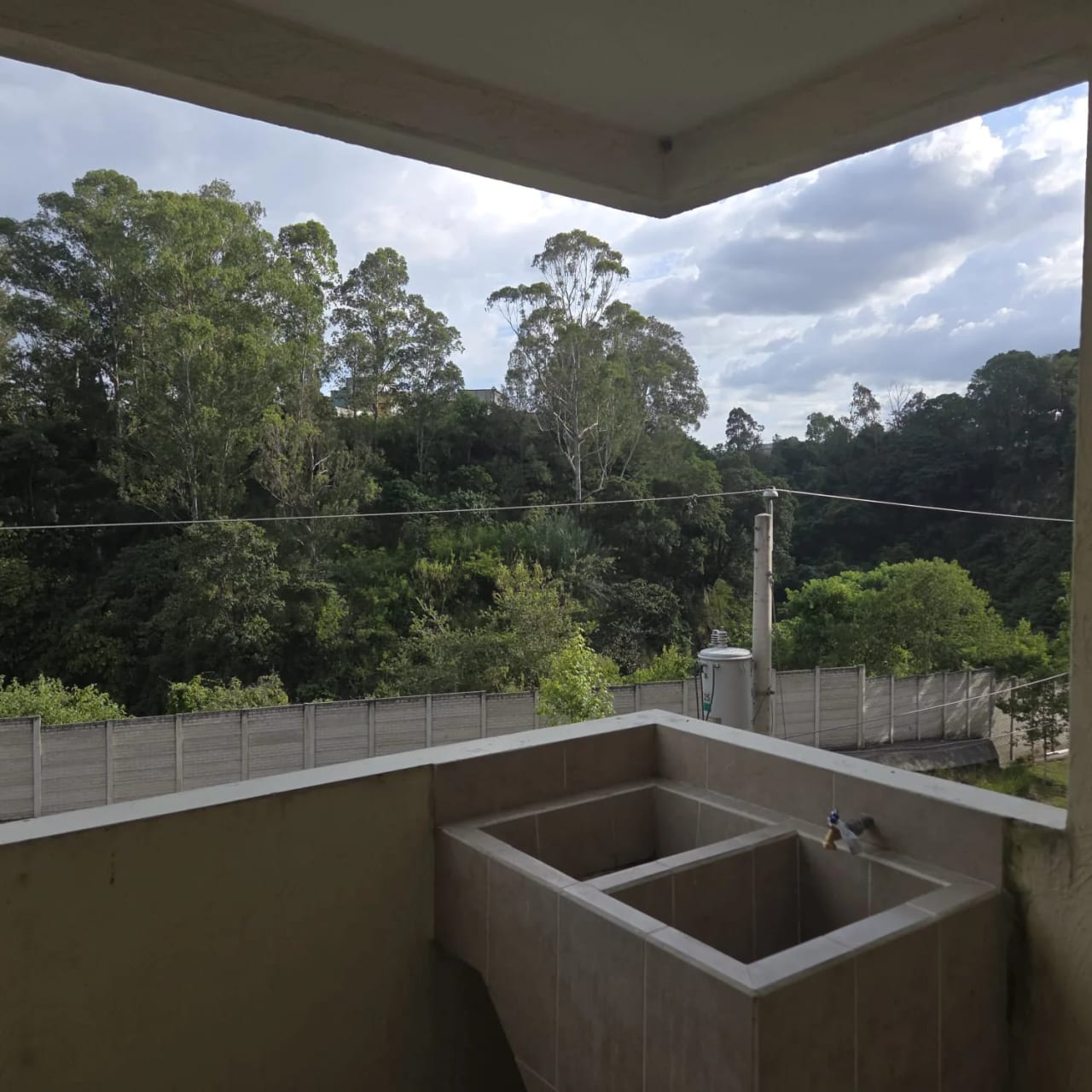 Apartamento en Renta El Refugio San Rafael Zona 18 — Apartamento en Alquiler en Zona 18, Guatemala, Ciudad — foto 8 de 11
