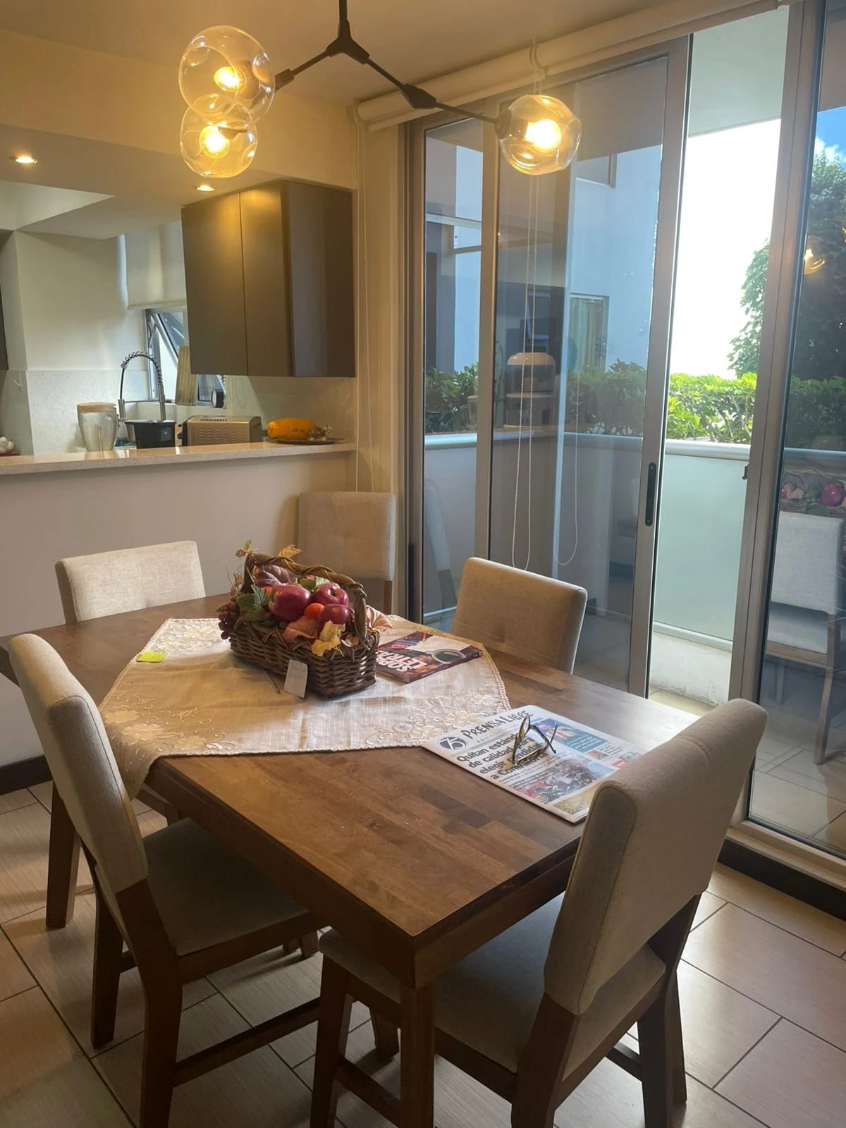 Apartamento en Renta Zona 14 Condado La Villa — Apartamento en Alquiler en Condado La Villa, Zona 14, Guatemala, Ciudad — foto 1 de 16