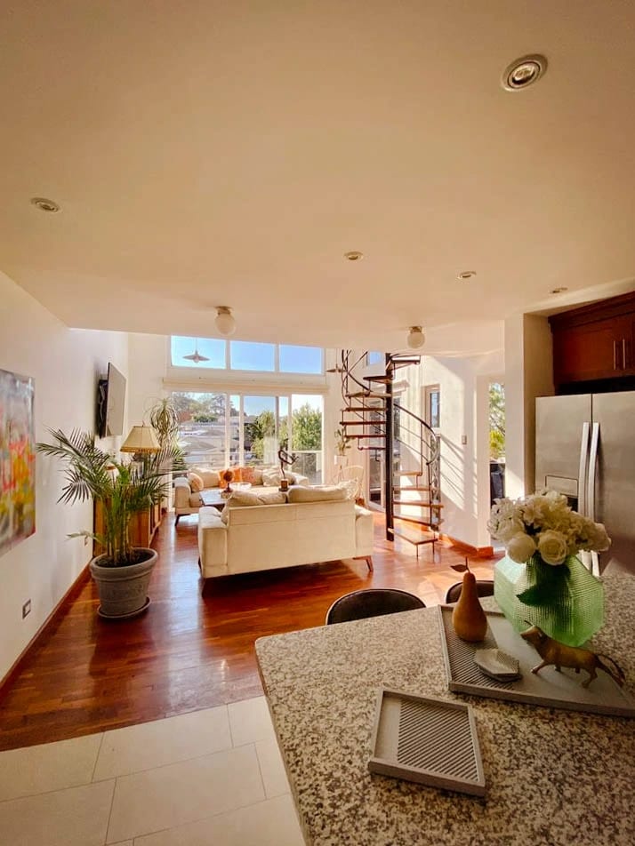 Elegante Apartamento tipo Loft en Venta Zona 16 La Montaña — Apartamento en Venta en La Montaña, Zona 16, Guatemala, Ciudad — foto 2 de 10