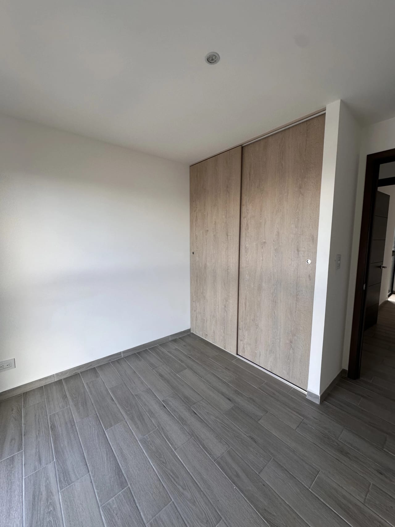 invierta en apartamento de 3 habitaciones zona 10 — Apartamento en Venta en Parque 10, Zona 10, Guatemala, Ciudad — foto 9 de 17