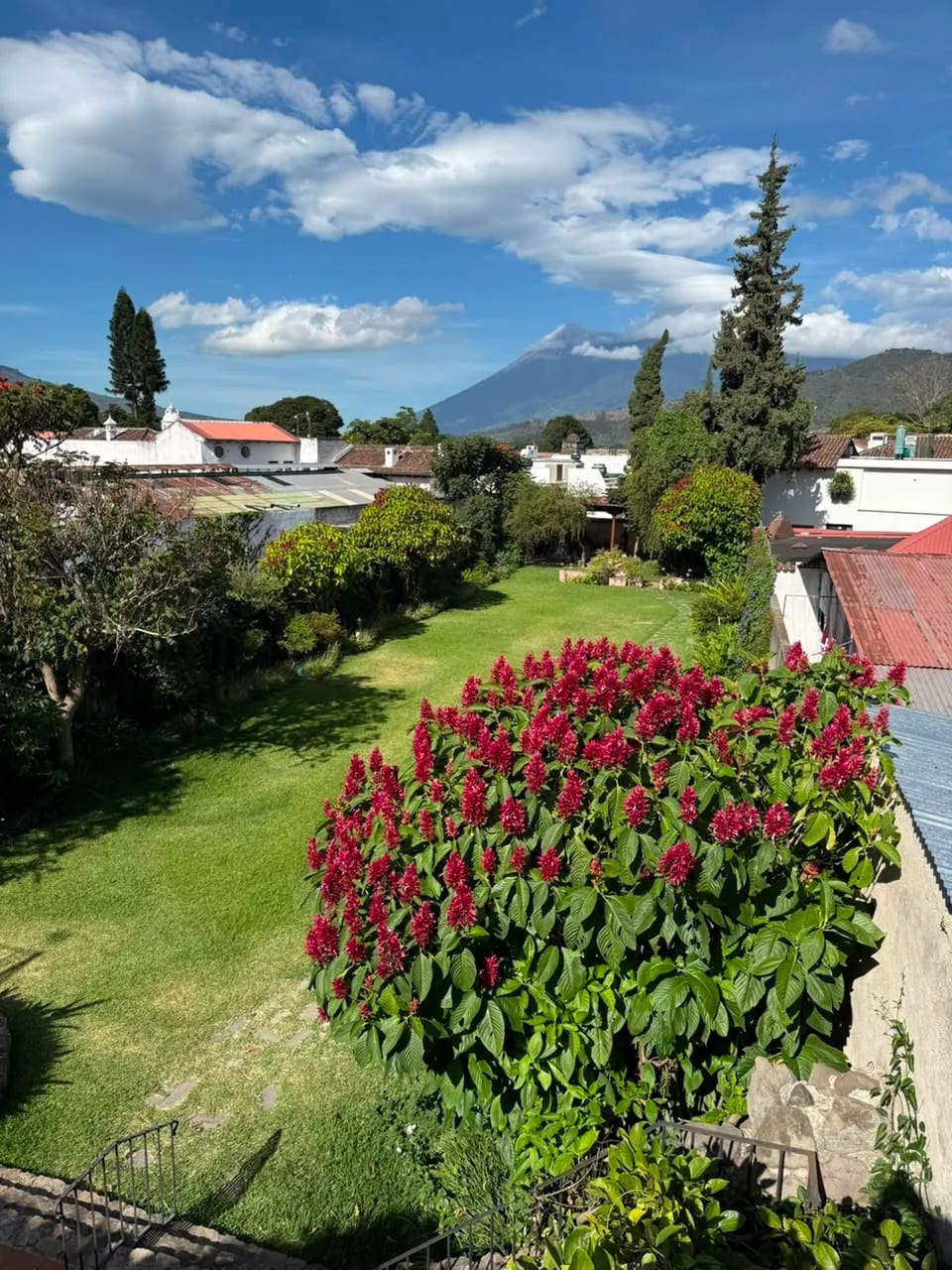 casa en venta en el casco de Antigua guatemala — Casa en Venta en Antigua, Sacatepéquez — foto 1 de 9