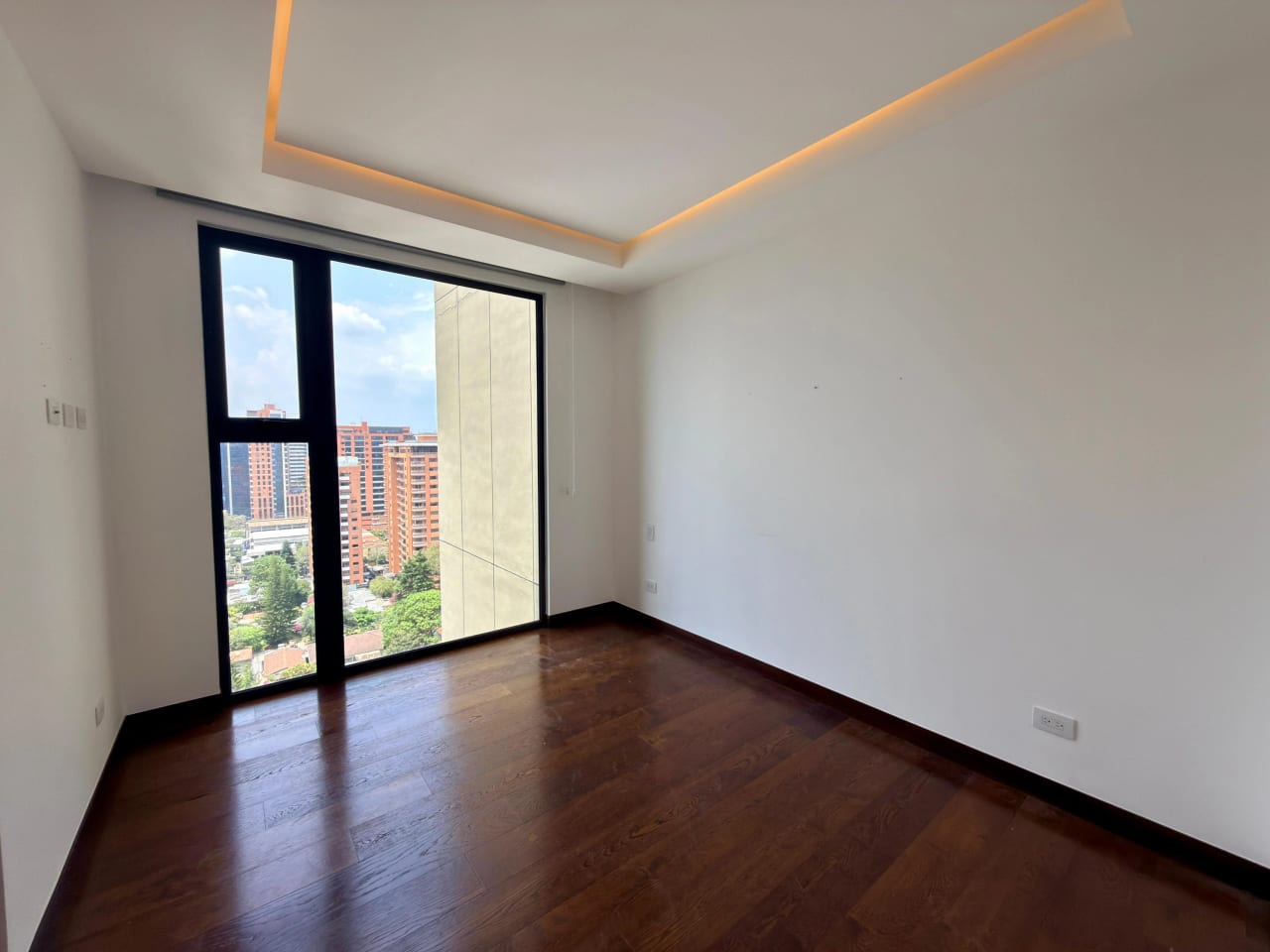 Alquilo apartamento en Vasanta zona 10 — Apartamento en Alquiler en Zona 10, Guatemala, Ciudad — foto 10 de 17
