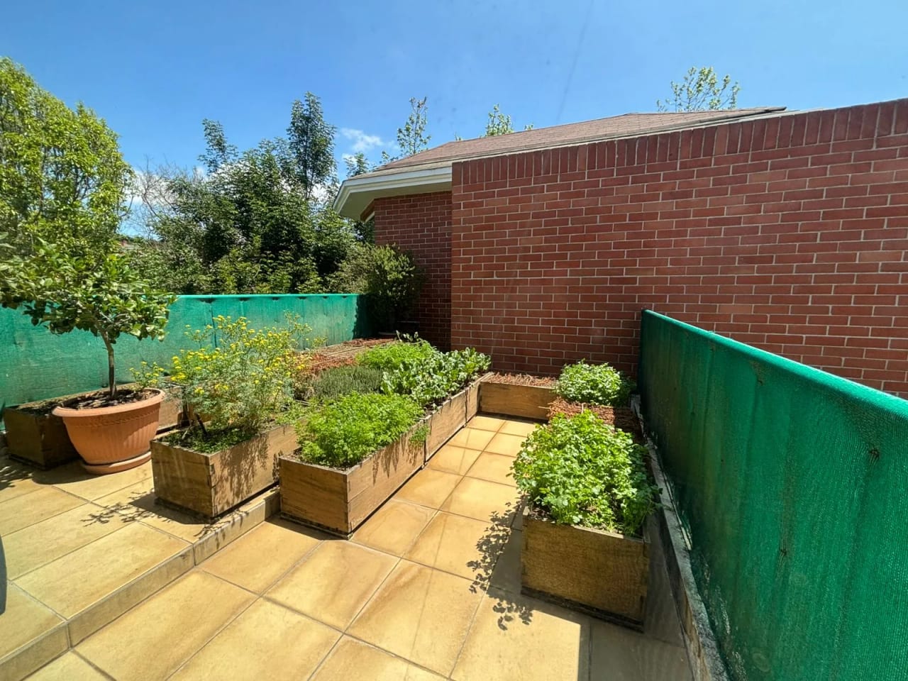 Vendo casa en Colinas de Castel km 20 carrtera a Fraijanes — Casa en Venta en Carretera a El Salvador, Guatemala, Ciudad — foto 4 de 17
