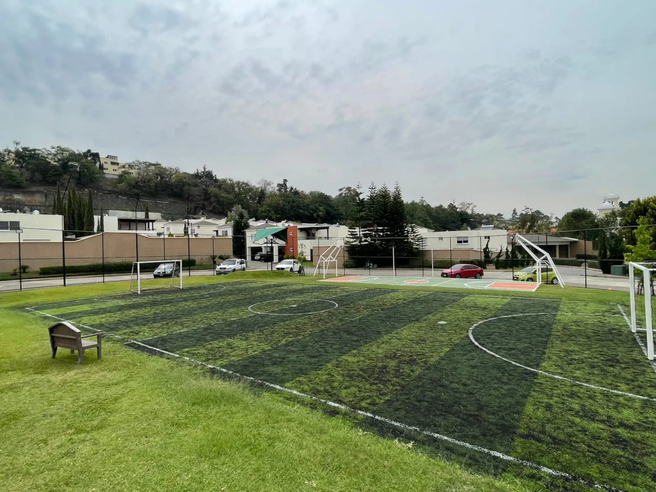 Vendo casa en Luces del Encinal zona 7 de Mixco — Casa en Venta en Zona 7 Mixco, Guatemala, Ciudad — foto 12 de 14