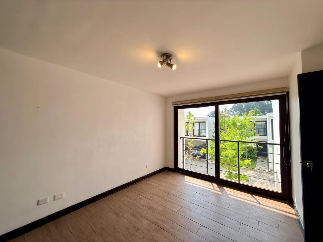 Vendo casa en condominio Verde 360 Santa Catarina Pinula — Casa en Venta en Santa Catarina Pinula, Guatemala, Ciudad — foto 12 de 17