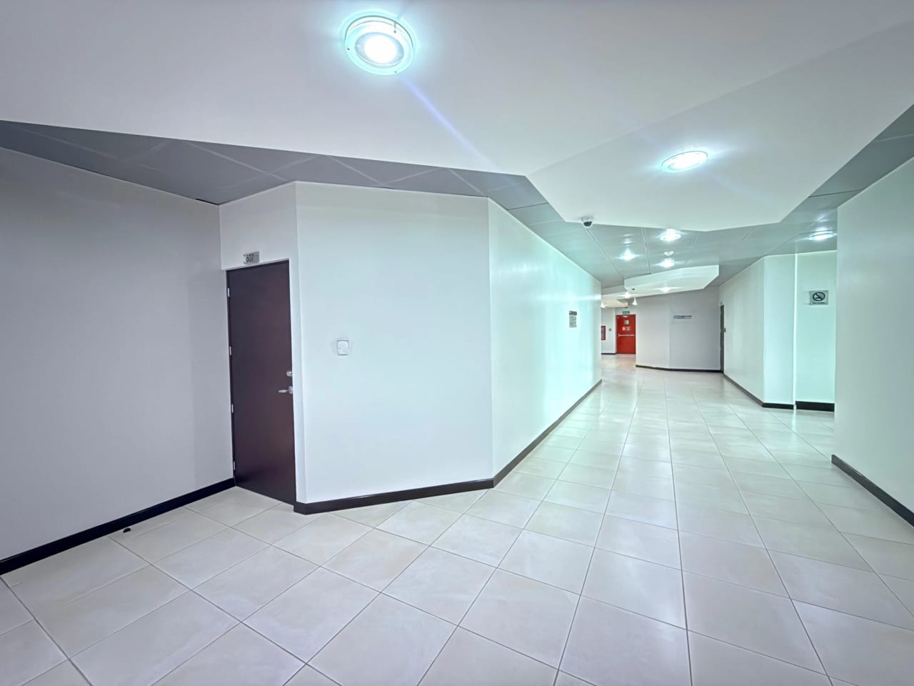 Alquilo oficina en Zona Pradera zona 10 — Apartamento en Alquiler en Zona 10, Guatemala, Ciudad — foto 13 de 13