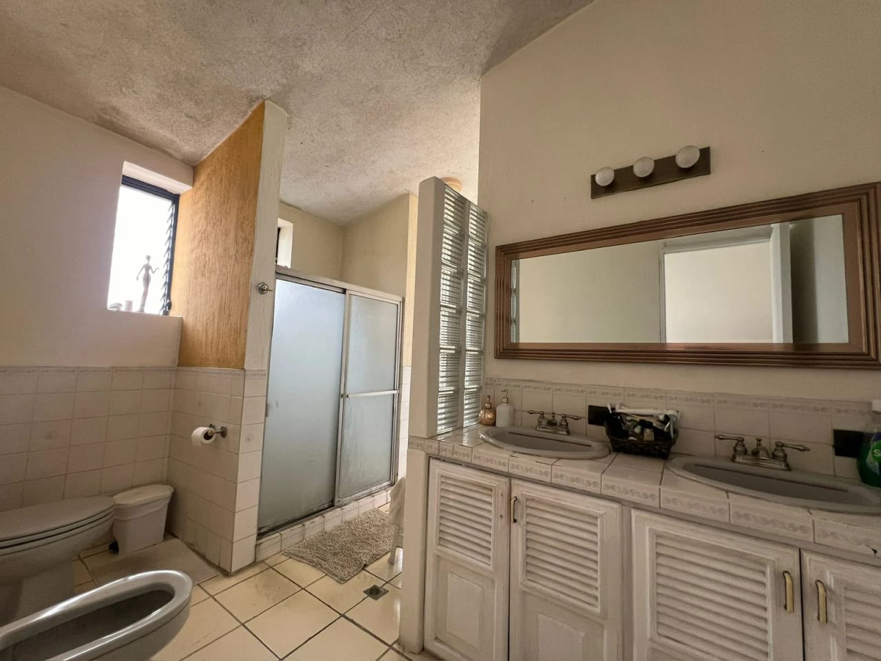 Vendo casa dentro de garita en Santa Rita 2 — Casa en Venta en Zona 2 Mixco, Guatemala, Ciudad — foto 13 de 16