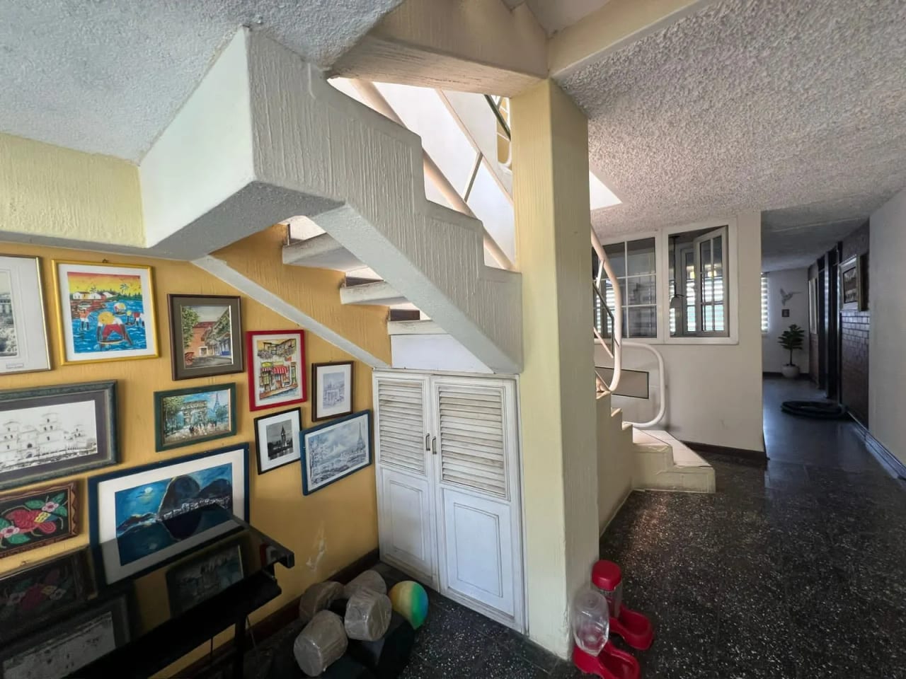 Vendo casa dentro de garita en Santa Rita 2 — Casa en Venta en Zona 2 Mixco, Guatemala, Ciudad — foto 9 de 16