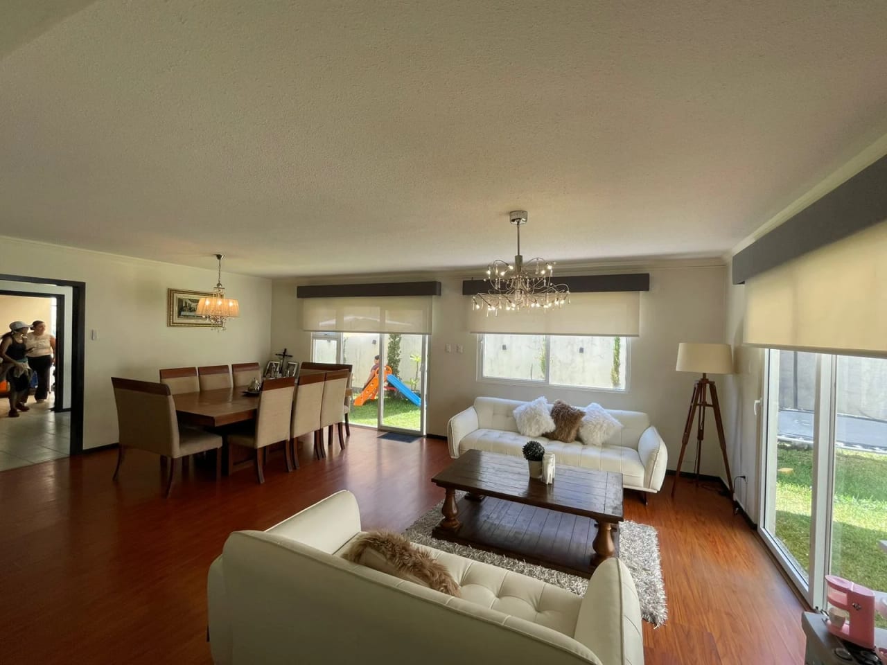 Vendo casa en Luces del Encinal — Casa en Venta en Zona 7 Mixco, Guatemala, Ciudad — foto 1 de 14