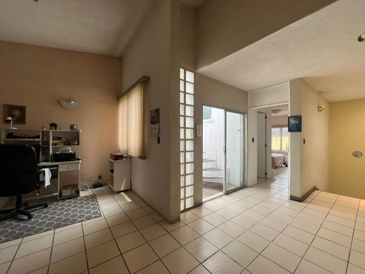 Vendo casa dentro de garita en Santa Rita 2 — Casa en Venta en Zona 2 Mixco, Guatemala, Ciudad — foto 14 de 16