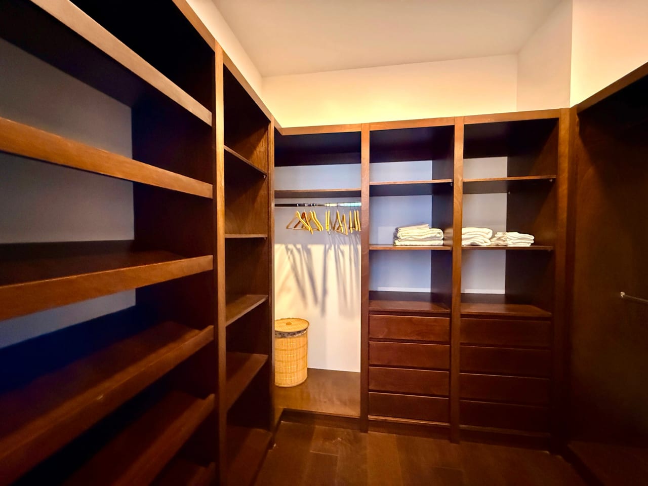 Vendo apartamento en edificio Echo zona 14 — Apartamento en Venta en Zona 14, Guatemala, Ciudad — foto 10 de 17