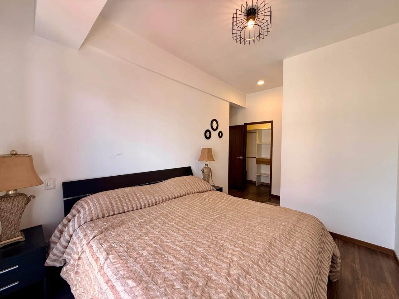 Vendo apartamento en Casa Clara zona 10 — Apartamento en Venta en Zona 10, Guatemala, Ciudad — foto 5 de 16