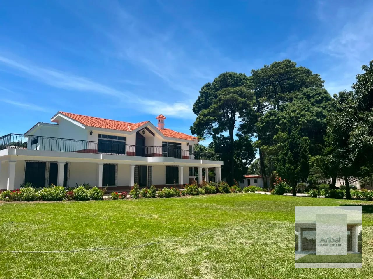 Alquiler Propiedad con amplio terreno, construcción, más de 50 Estacionamientos en San Lucas, sobre C1 — Terreno en Alquiler en San Lucas Sacatepéquez, Sacatepéquez — foto 1 de 12
