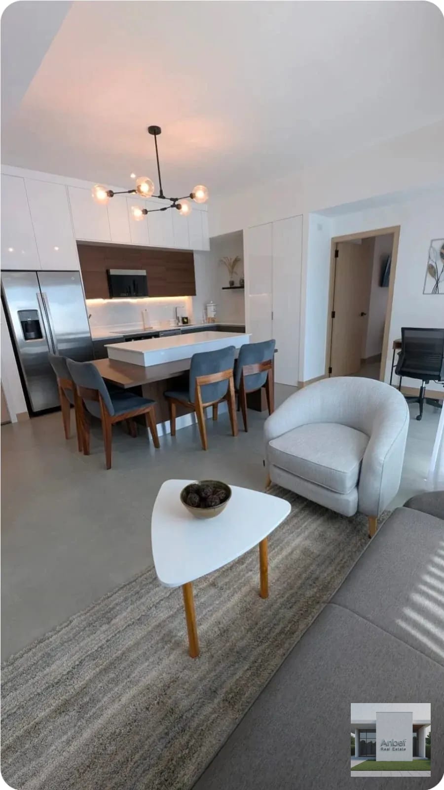 alquiler Apartamento Amueblado Moderno 2 Dormitorios Z10 — Apartamento en Alquiler en Bonadiez, Zona 10, Guatemala, Ciudad — foto 1 de 11