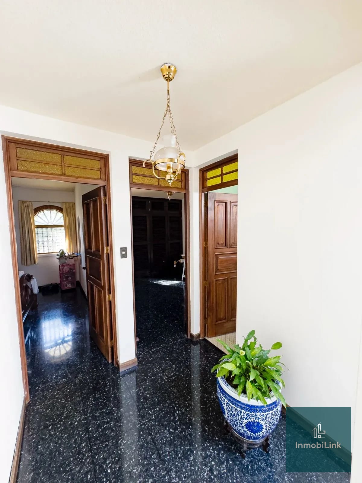 Casa Vista Hermosa 2 — Casa en Venta en Zona 15, Guatemala, Ciudad — foto 3 de 12
