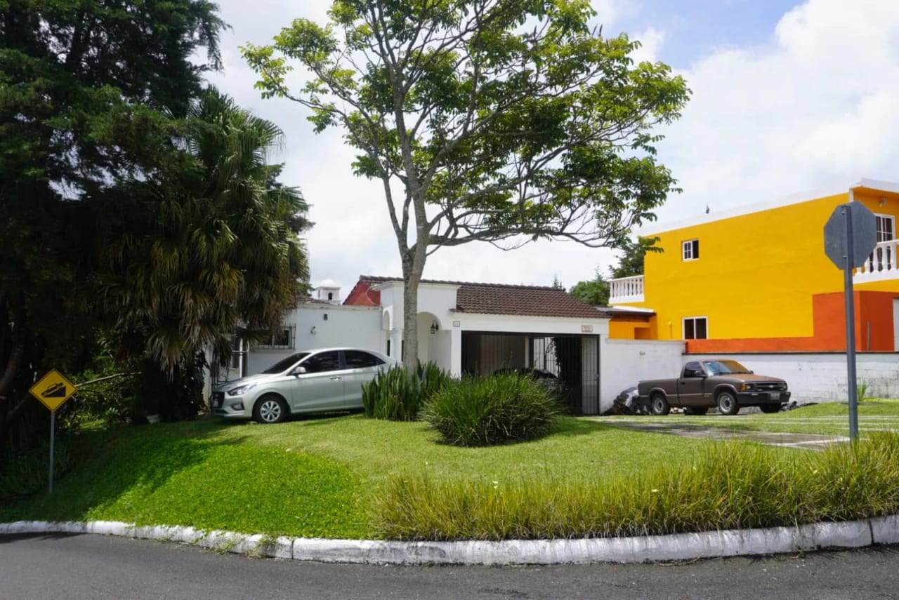 Linda casa 1 NIVEL Hacienda San Angel, San José Pinula — Casa en Venta en San José Pinula, Guatemala, Ciudad — foto 1 de 11