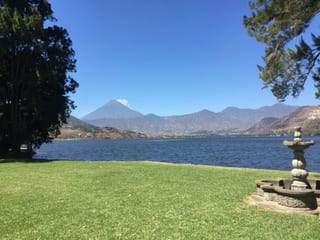 Chalet Crevalcore en renta Lago de Amatitlan  — Casa vacacional en Alquiler en Amatitlán, Guatemala, Ciudad — miniatura 1 de 9