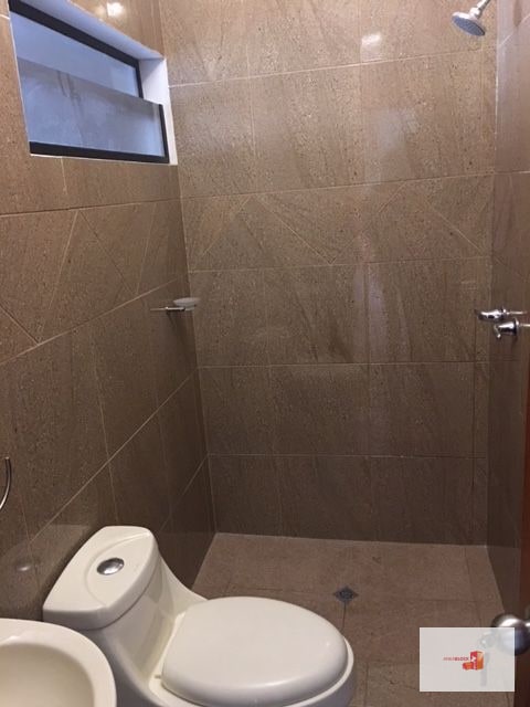 Se RENTA Apartamento Muxbal CAES / $750 - 2
