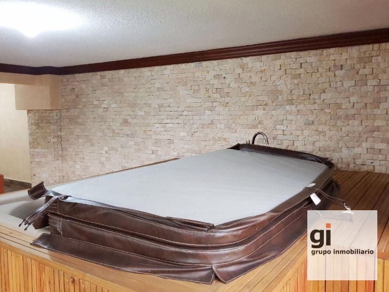 Amplia casa en venta con espacio adicional para un pequeño negocio. Ubicada en Zona 15 — Casa en Venta en Zona 15, Guatemala, Ciudad — foto 2 de 11