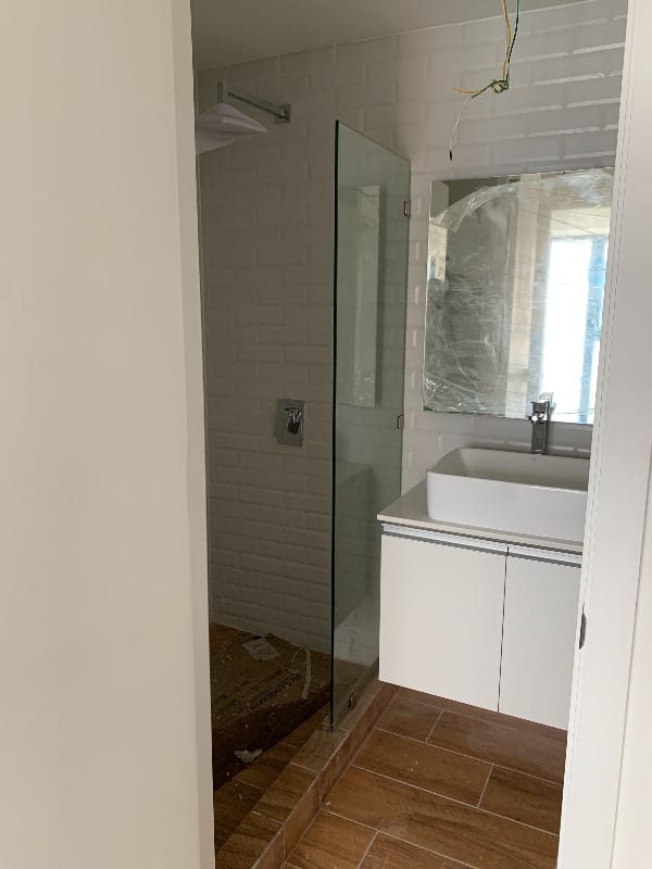 MODERNO APARTAMENTO CON BALCÓN EN VENTA, EDIFICIO QUO — Apartamento en Venta en Zona 4, Guatemala, Ciudad — foto 4 de 14