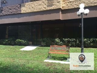 Apartamento de 198 m2 en venta en Milenia — Apartamento en Venta en Milenia, Zona 10, Guatemala, Ciudad — miniatura 8 de 13