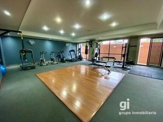 Apartamento en alquiler zona 10, 2 dormitorios + cuarto de servicio — Apartamento en Alquiler en Zona 10, Guatemala, Ciudad — miniatura 2 de 10