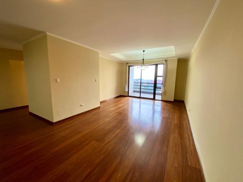 Apartamento en alquiler zona 10, 2 dormitorios + cuarto de servicio — Apartamento en Alquiler en Zona 10, Guatemala, Ciudad — foto 9 de 10