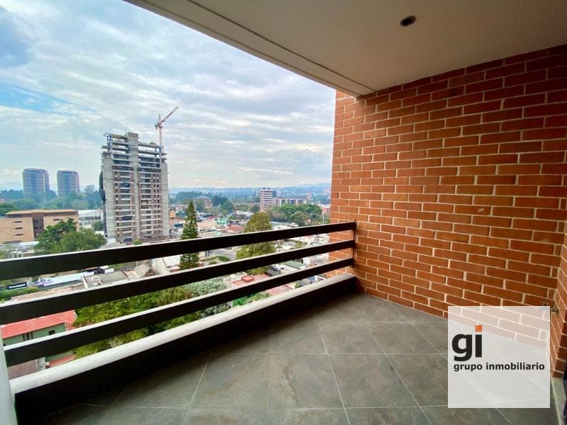 Apartamento en alquiler zona 10, 2 dormitorios + cuarto de servicio — Apartamento en Alquiler en Zona 10, Guatemala, Ciudad — foto 1 de 10