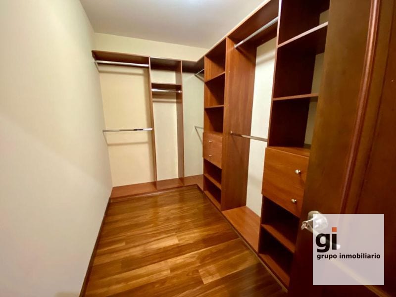 Apartamento en alquiler zona 10, 2 dormitorios + cuarto de servicio — Apartamento en Alquiler en Zona 10, Guatemala, Ciudad — foto 4 de 10