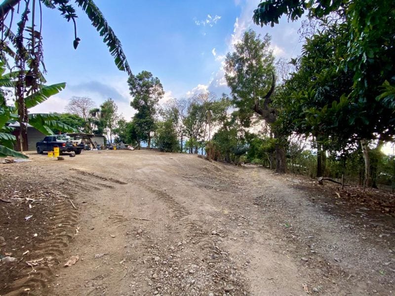 Propiedad en venta sobre la carretera a Villa Canales por Green Rush — Terreno en Venta en Villa Canales, Guatemala, Ciudad — foto 2 de 7