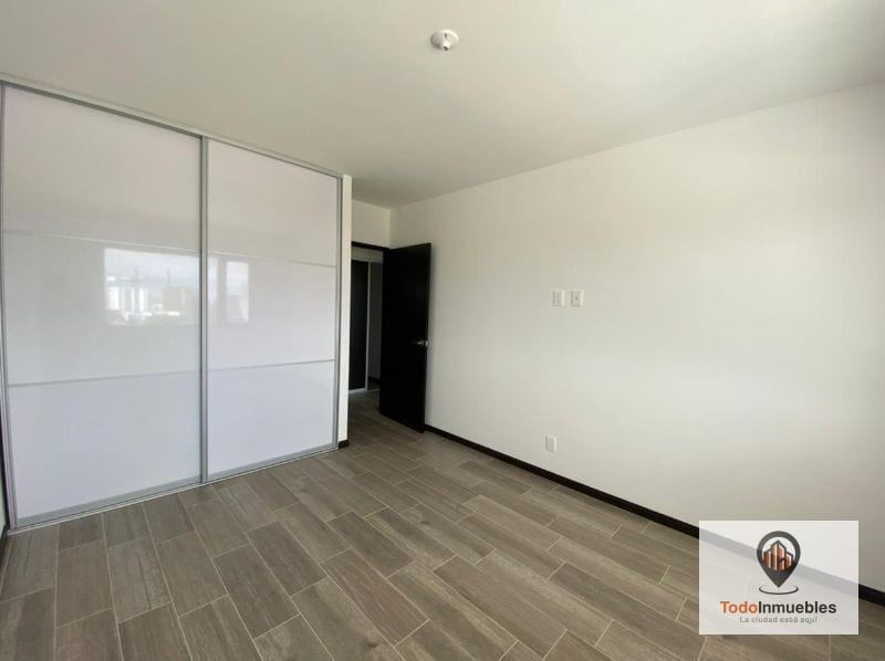 Renta de Apartamento con 3 Habitaciones en Seghería Zona 14 — Apartamento en Alquiler en Segheria, Zona 14, Guatemala, Ciudad — foto 8 de 14