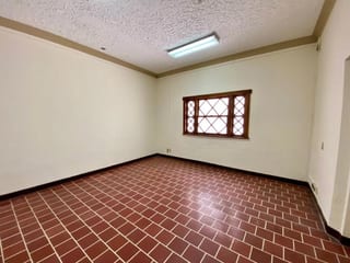 ZONA 11, Casa grande de esquina en alquiler en Mariscal — Casa en Alquiler en Zona 11, Guatemala, Ciudad — miniatura 5 de 9