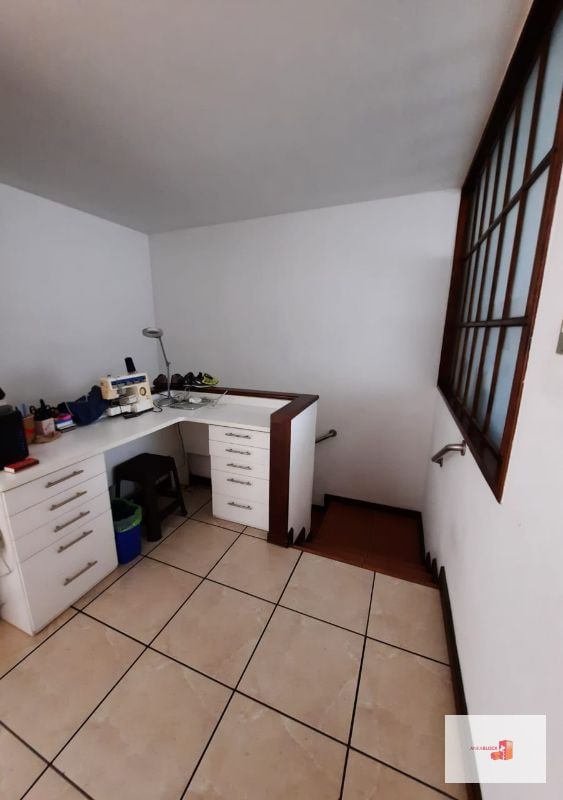 Venta Casa / zona 15 Col.Trinidad - 9