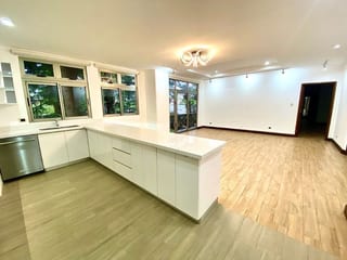 Apartamento en alquiler de 3 hab. en Oakland, Z.10 — Apartamento en Alquiler en Zona 10, Guatemala, Ciudad — miniatura 9 de 14