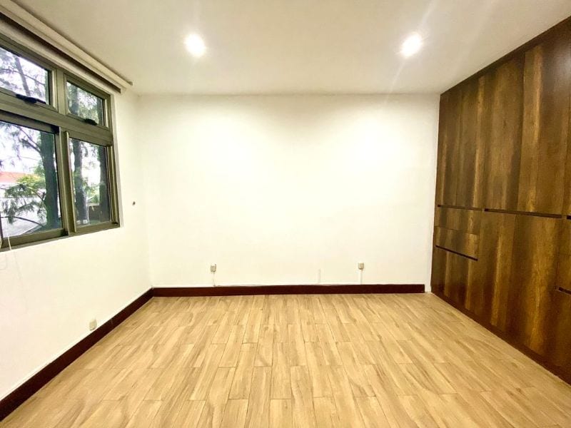 Apartamento en alquiler de 3 hab. en Oakland, Z.10 — Apartamento en Alquiler en Zona 10, Guatemala, Ciudad — foto 3 de 14
