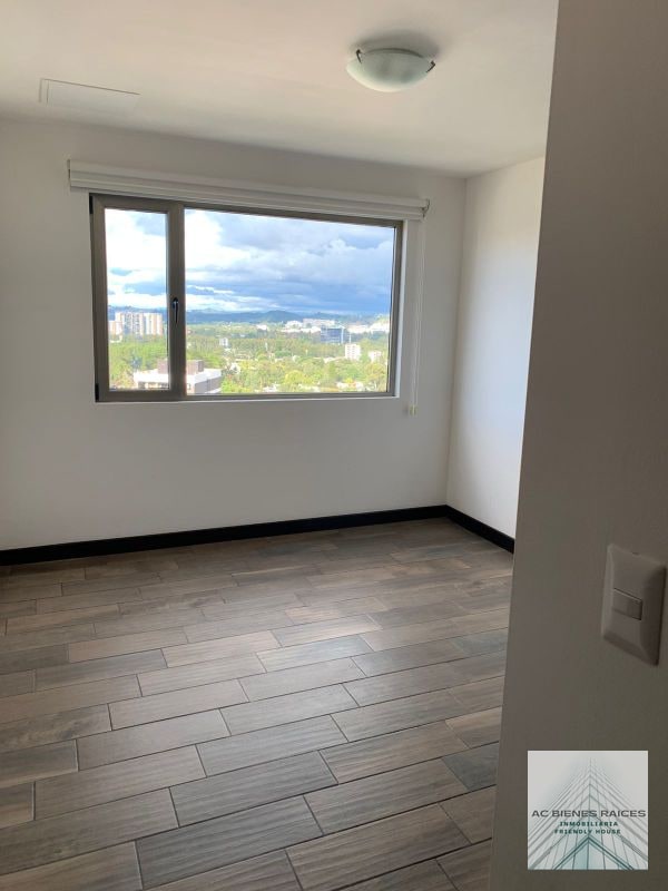 3 habitaciones zona 10 - 6