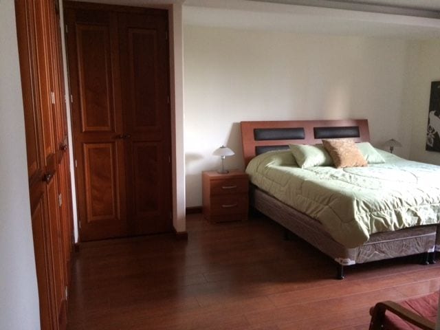 Apto amoblado en renta MARQUÉS DEL VALLE Z14 — Apartamento en Alquiler en Marqués del Valle, Zona 14, Guatemala, Ciudad — foto 3 de 4