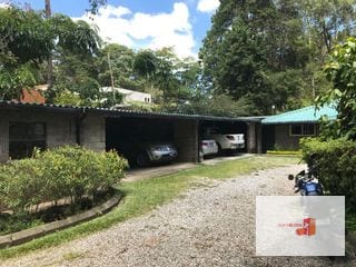 Venta de hermosa Casa de 1 nivel zona 16 - S.Isidro Ensenada — Casa en Venta en Zona 16, Guatemala, Ciudad — miniatura 1 de 12