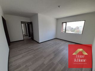 Apartamento en renta zona 14, Segheria — Apartamento en Alquiler en Segheria, Zona 14, Guatemala, Ciudad — miniatura 2 de 10